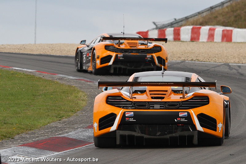 MC LAREN MP4-12C